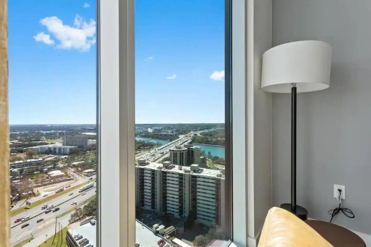 Modern 1Br Condo On Rainey St With Pool And Views Austin Eksteriør bilde