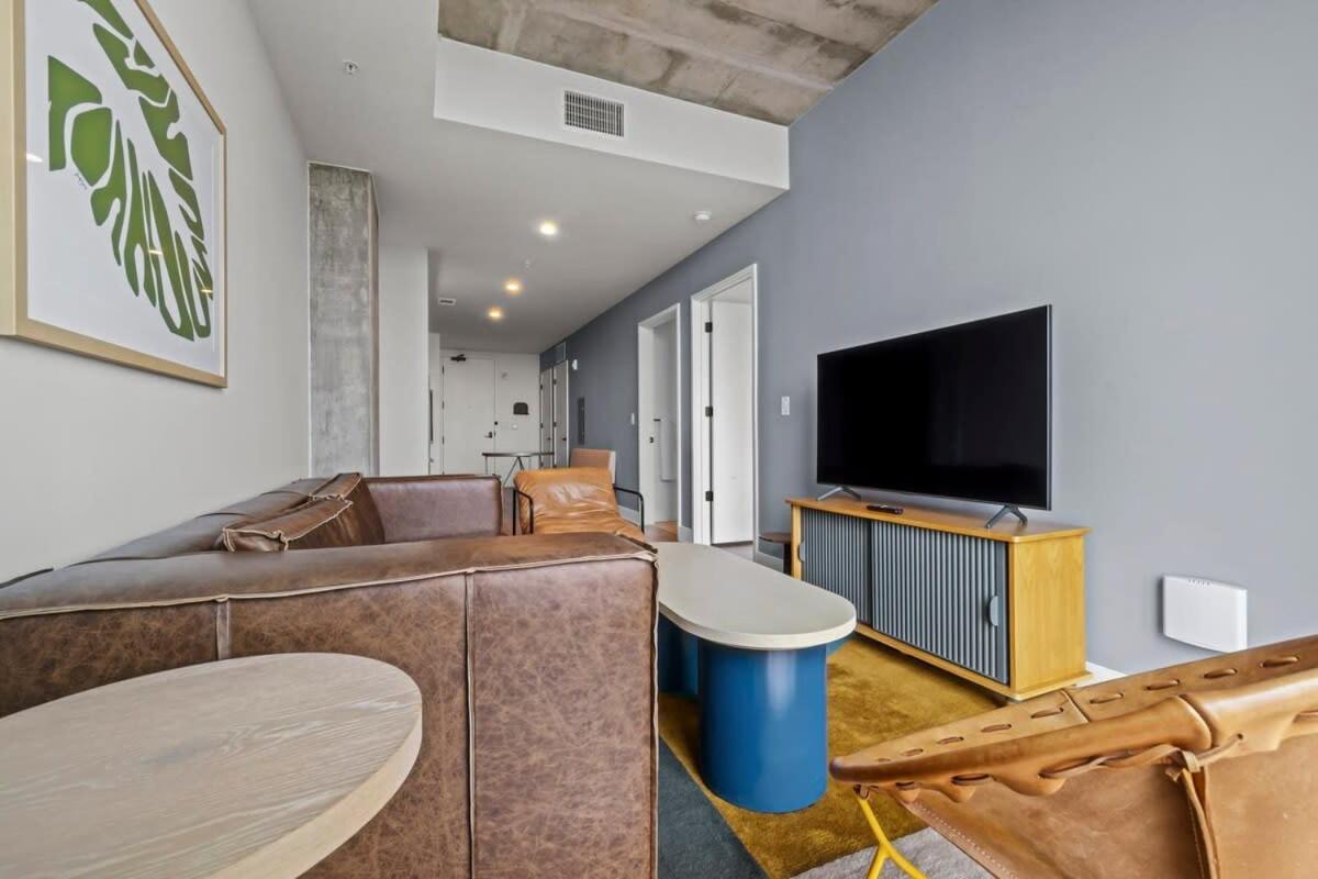 Modern 1Br Condo On Rainey St With Pool And Views Austin Eksteriør bilde